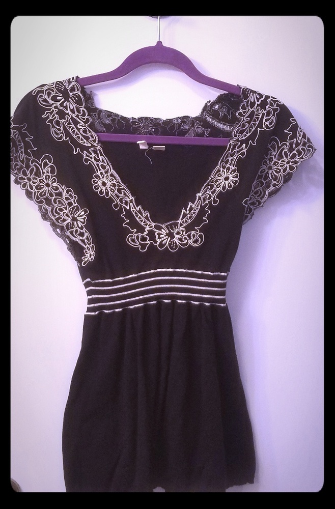 "Moth" brand black top with white embroidery